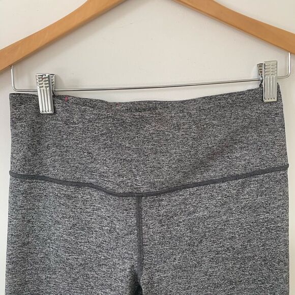 Victoria Secret’s VSX Grey Knockout Crop Leggings - Picture 6 of 9